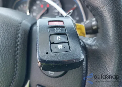 2015 Toyota Rav4 Limited из США, поврежденный, VIN 2T3YFREV7FW211937